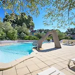 Camping 3 étoiles - Piscine - Ccbbh0a 3*