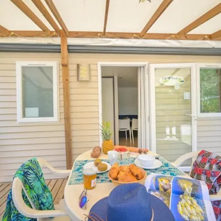 Zecamping 3 Etoiles Familial Toboggans Locatif 16M2 4 Pers