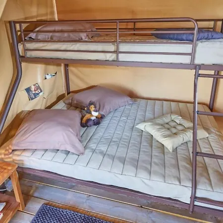 Zecamping 3 Etoiles Familial Toboggans Locatif 16M2 4 Pers 3*