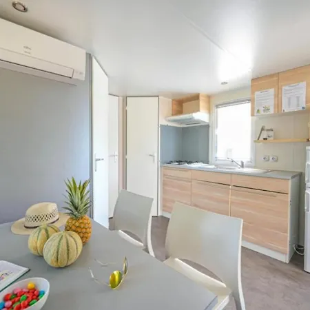 Zecamping 3 Etoiles Familial Toboggans Locatif 16m2 4 Pers Lüks kamp alanı 3*