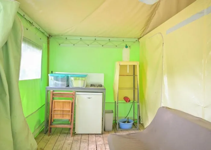 Zecamping 3 Familial Dog Friendly Piscine Et Soirees Animees Camping Sussargues