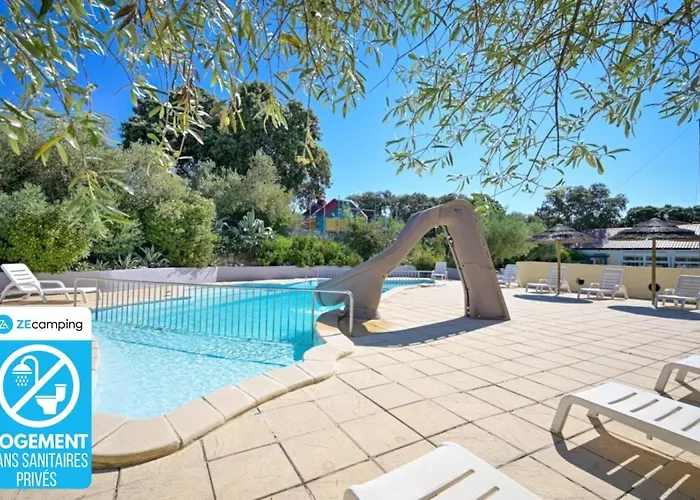 Camping Zecamping 3 Familial Dog Friendly Piscine Et Soirees Animees 3*